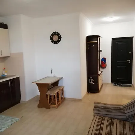 вулиця дрогобицька 10в Lägenhet *